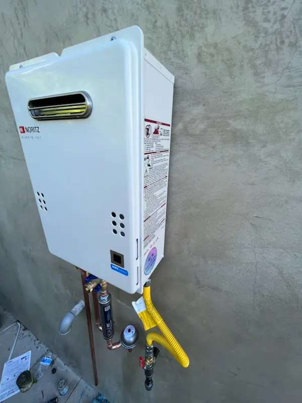 Tankless water heater installation for Kenwood Farm Estates homes